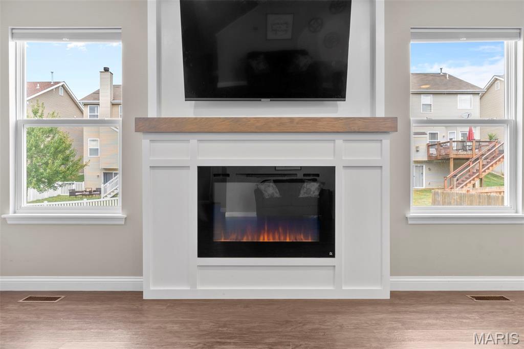 609 Spring Manor Property Photo 3