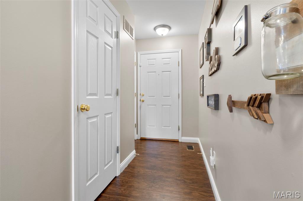 609 Spring Manor Property Photo 9