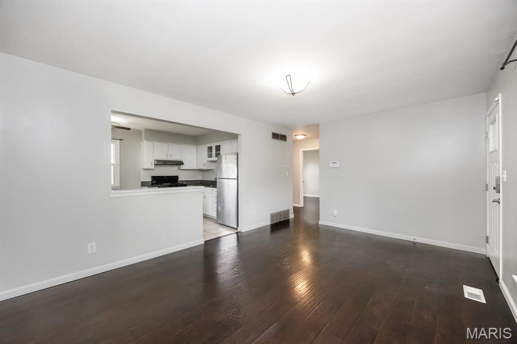 500 Cass Avenue Property Photo 5