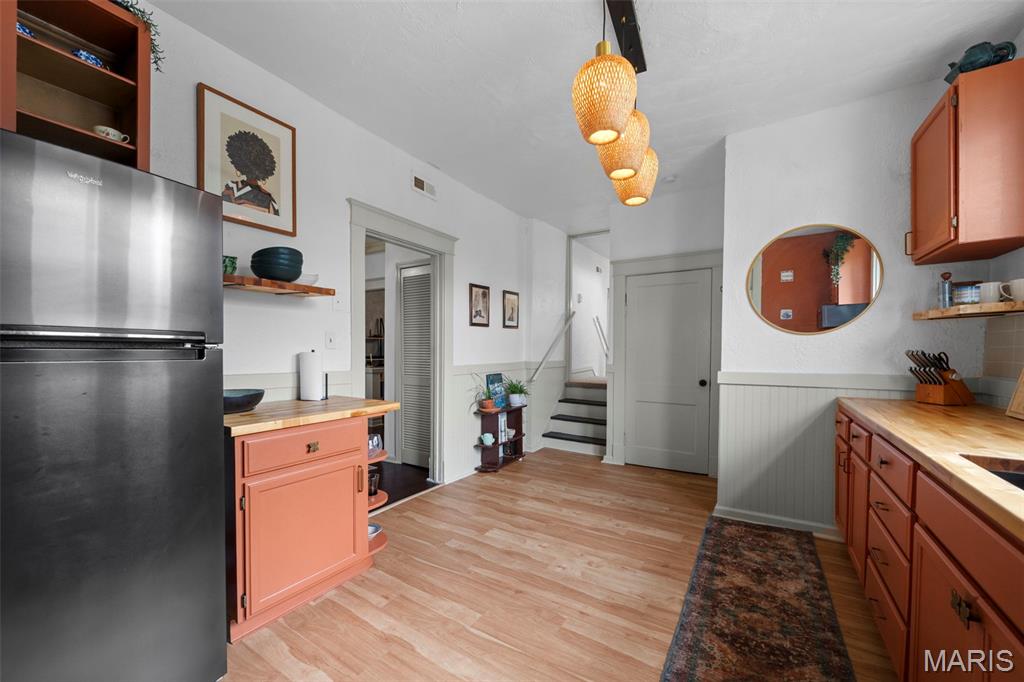 6539 Bartmer Avenue Property Photo 15