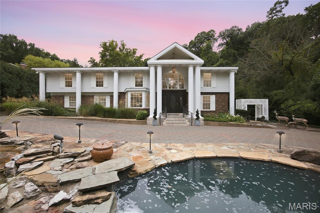 76 River Valley Drive