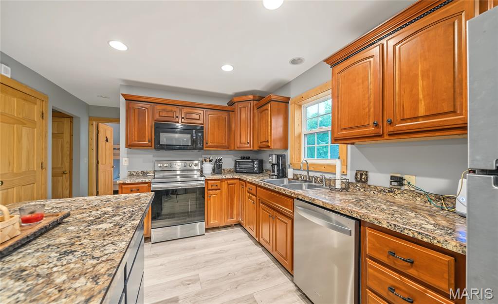 21805 Torrent Drive Property Photo 14