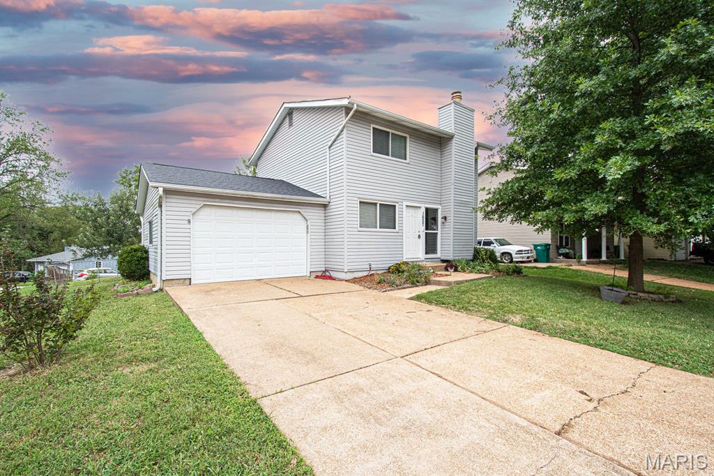 1627 Williamsburg Drive Property Photo 3