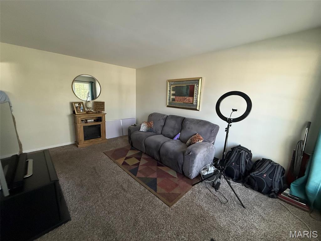 3560 Dixie Drive Property Photo 2