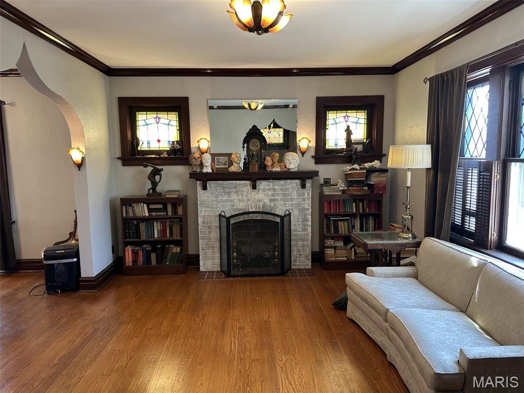 5701 Gresham Avenue Property Photo 3