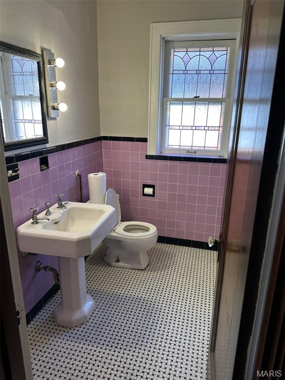 5701 Gresham Avenue Property Photo 10