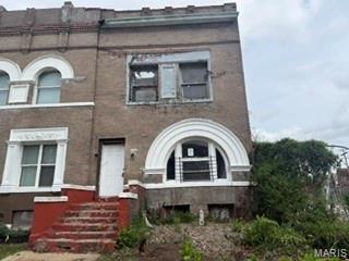 5233 Cates Avenue Property Photo 1
