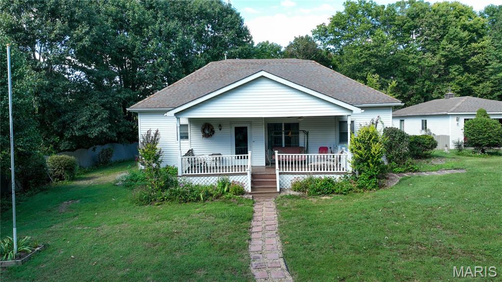 100 Fisher Avenue Property Photo 1
