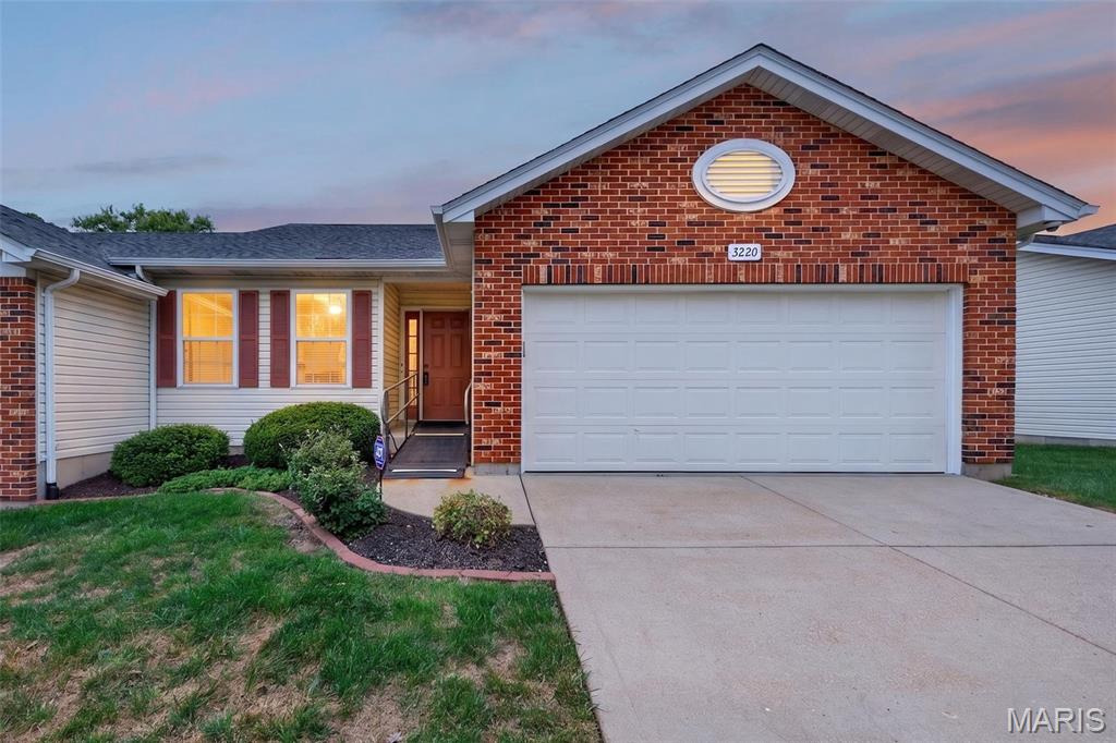 3220 Mehl Crossing Court Property Photo 1