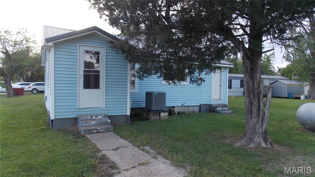 2807 Highway 158 Property Photo 1