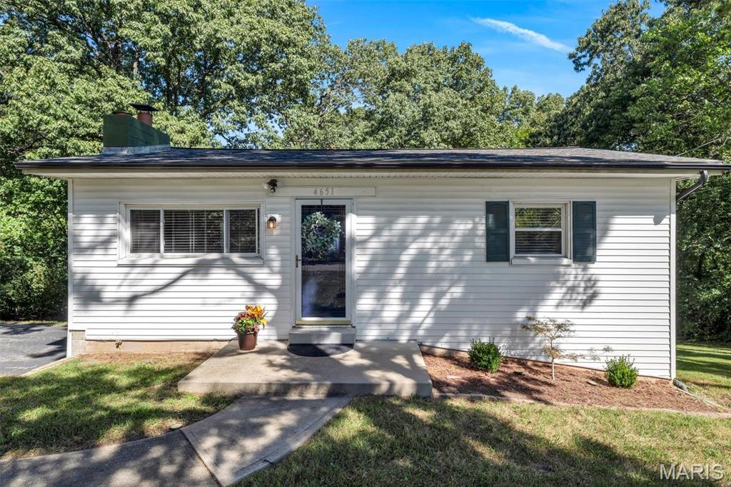 4651 Skyview Drive Property Photo 1