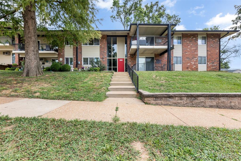 9111 Villaridge Court B Property Photo 1