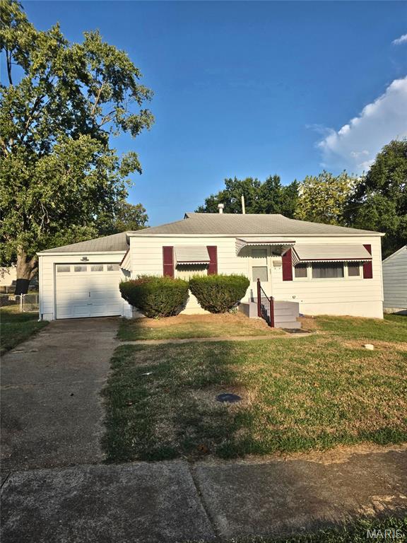 10140 Cabot Drive Property Photo 1