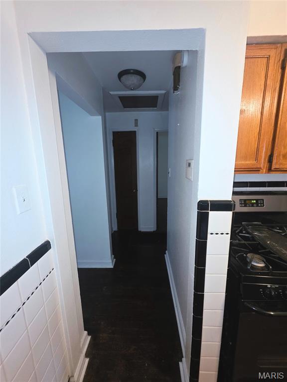 10140 Cabot Drive Property Photo 10
