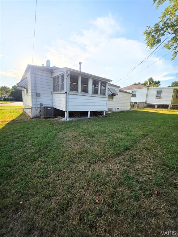 10140 Cabot Drive Property Photo 24