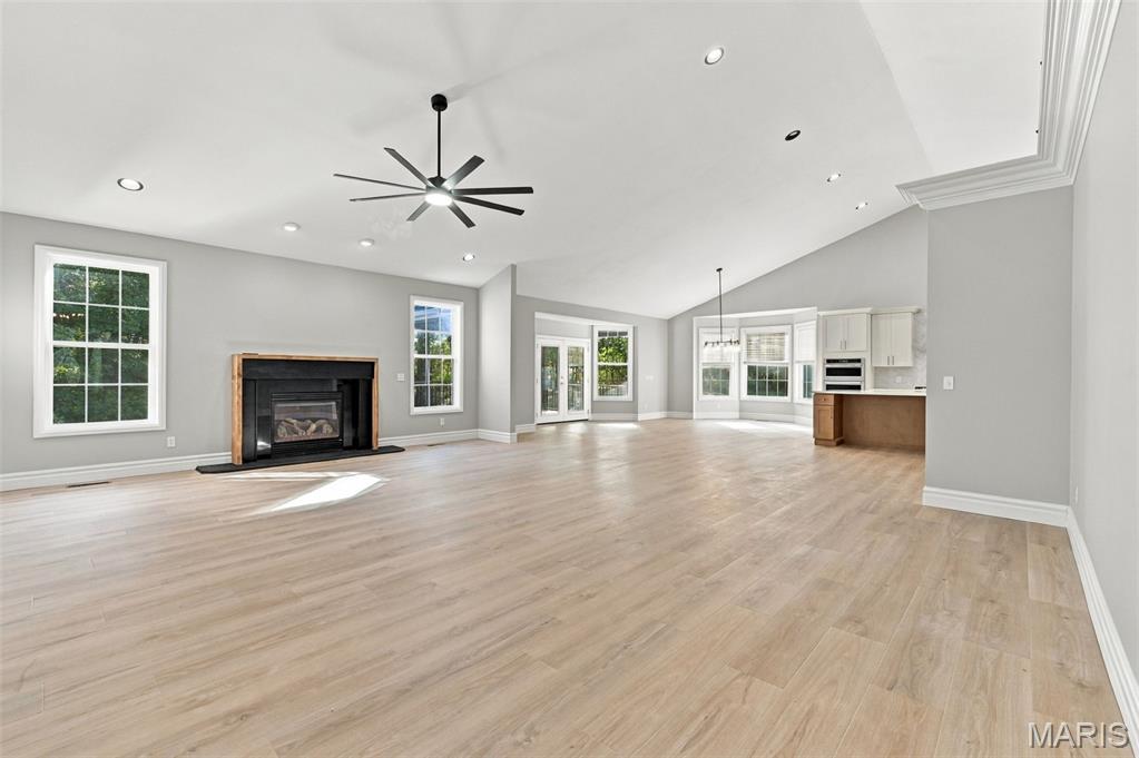 1580 Madre Drive Property Photo 17