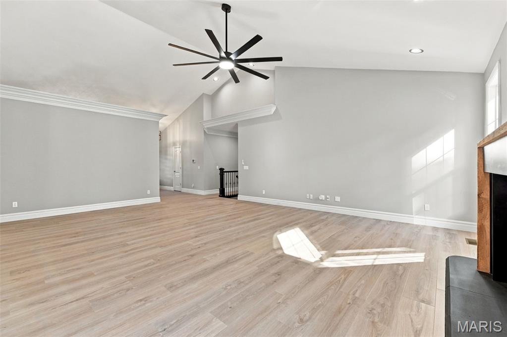 1580 Madre Drive Property Photo 18
