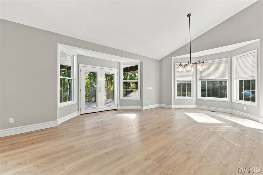 1580 Madre Drive Property Photo 20