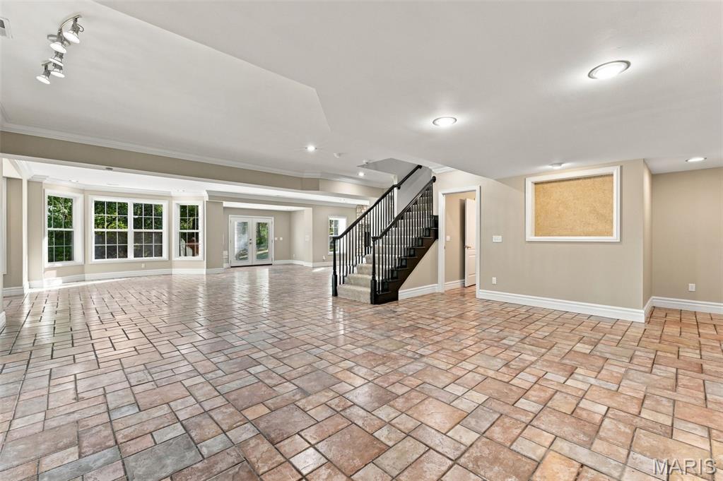 1580 Madre Drive Property Photo 40
