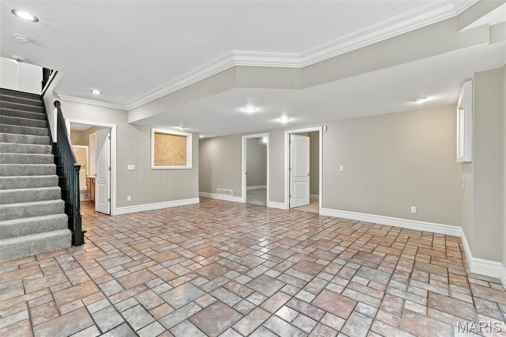 1580 Madre Drive Property Photo 41