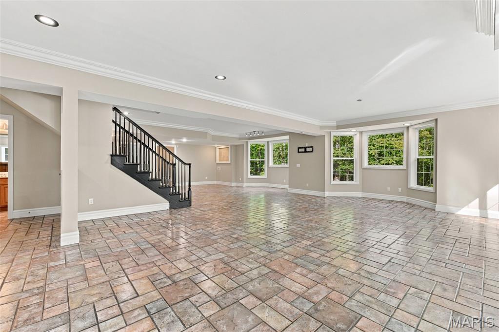 1580 Madre Drive Property Photo 48