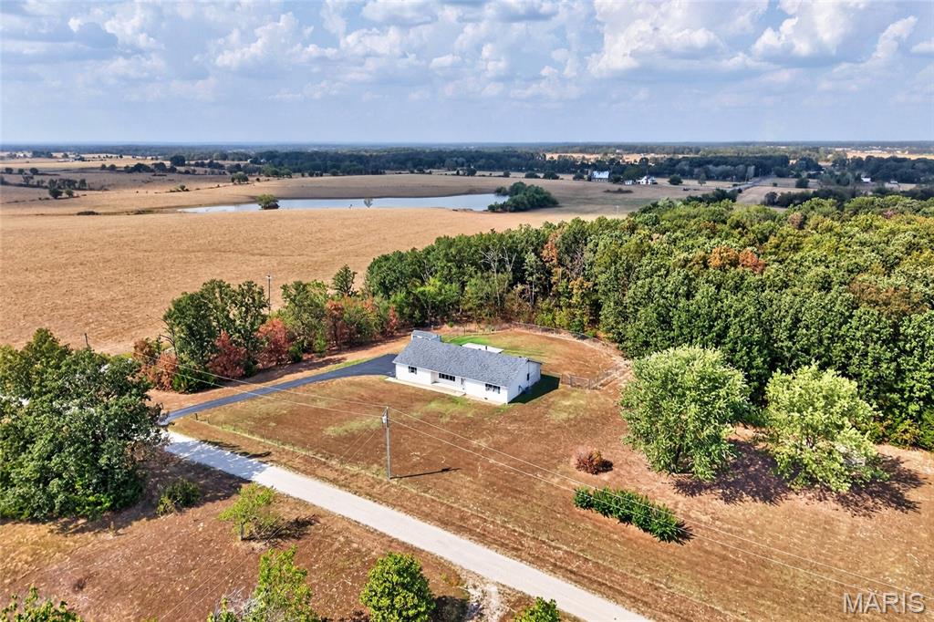 16301 Early Lane Property Photo 1