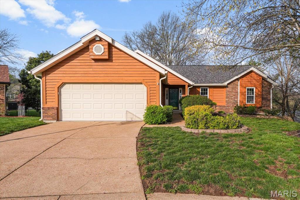 706 Cedar Bluff Court Property Photo 1