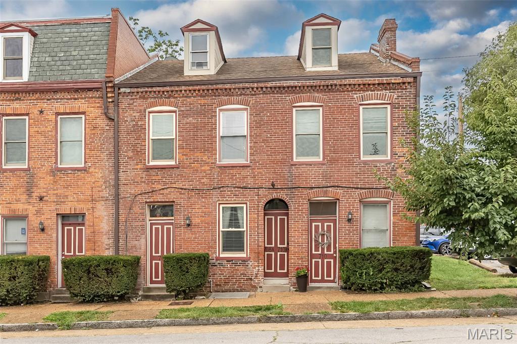 708 Soulard Street 708a Property Photo 1
