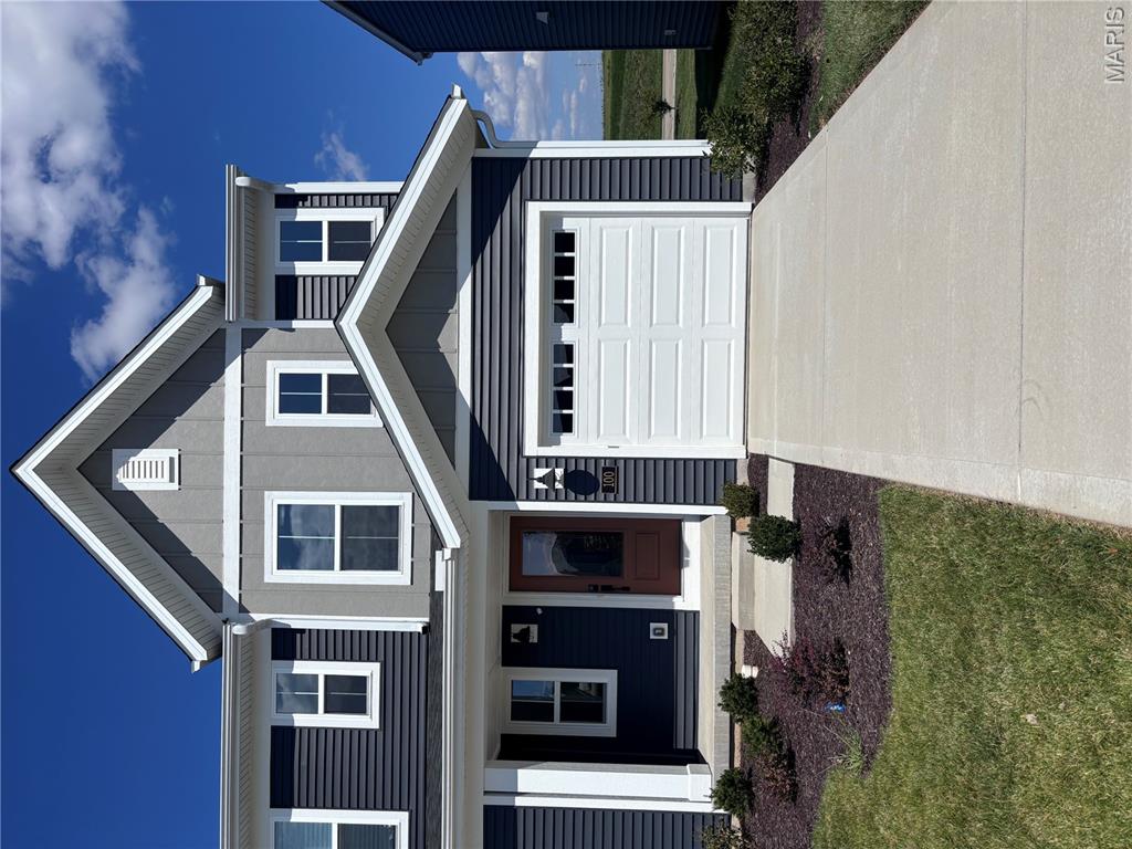100 Mora Boulevard Property Photo 1