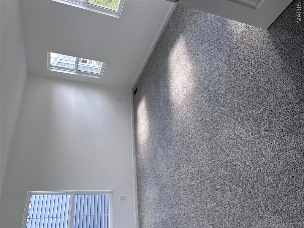 100 Mora Boulevard Property Photo 7