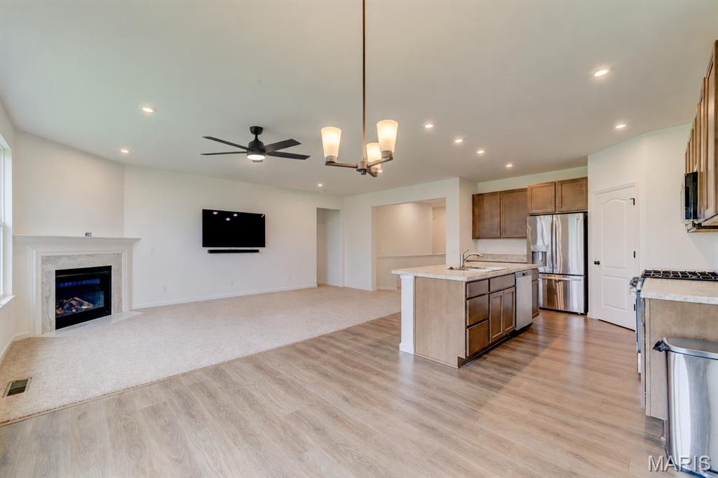 327 Dalriada Boulevard Property Photo 2
