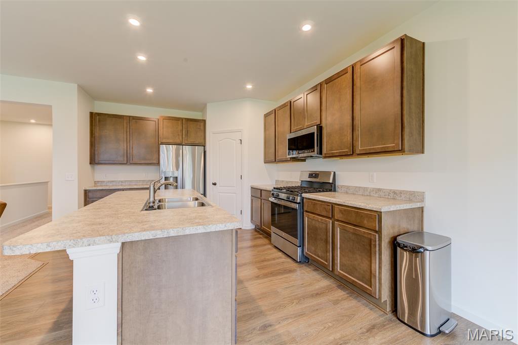 327 Dalriada Boulevard Property Photo 5