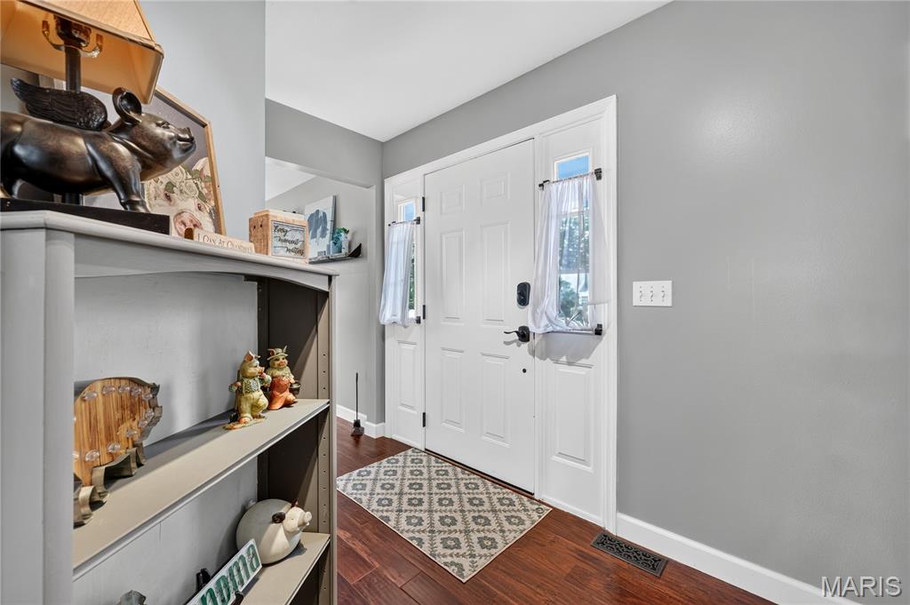 2750 Red Cedar Parc Drive Property Photo 4