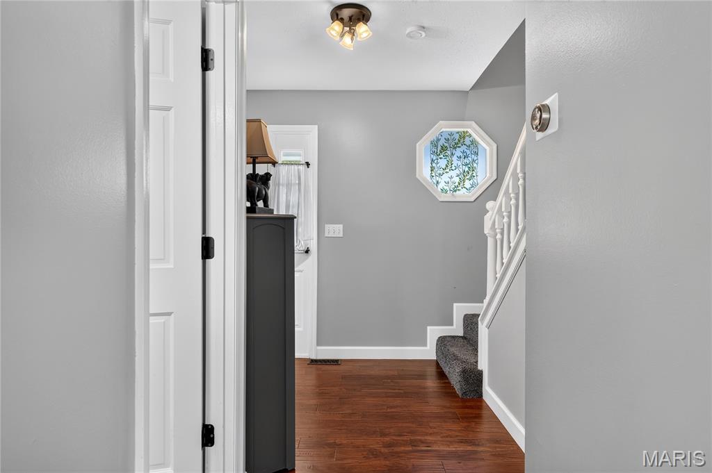 2750 Red Cedar Parc Drive Property Photo 8