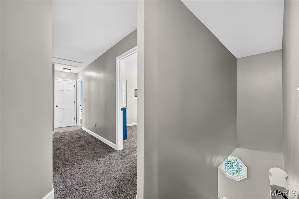 2750 Red Cedar Parc Drive Property Photo 28