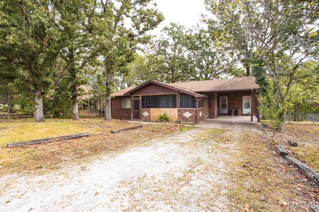 21580 Hatch Drive Property Photo 3
