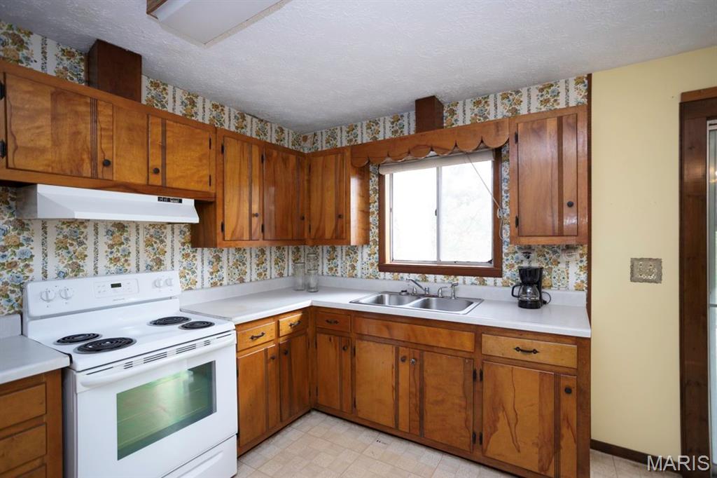 21580 Hatch Drive Property Photo 20