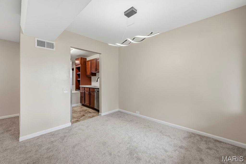 2287 Gadbury Drive Property Photo 9