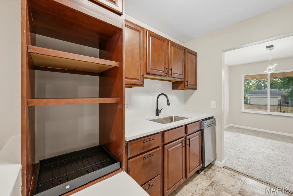 2287 Gadbury Drive Property Photo 10
