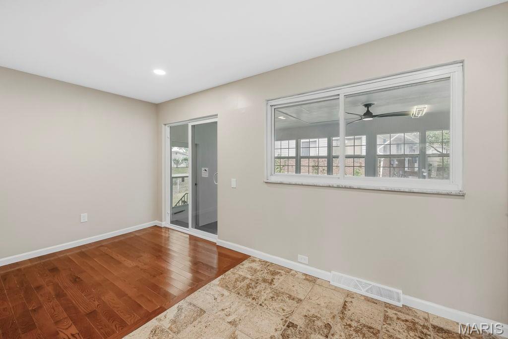 2287 Gadbury Drive Property Photo 13