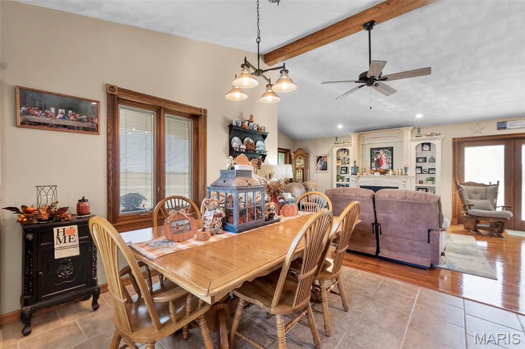 7633 Highway F Property Photo 10
