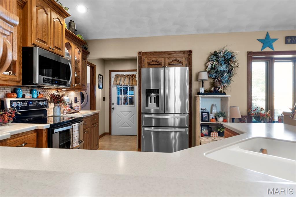 7633 Highway F Property Photo 14