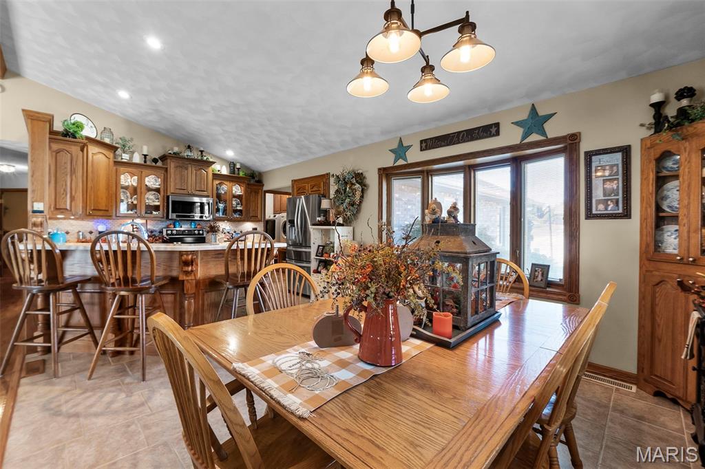 7633 Highway F Property Photo 15