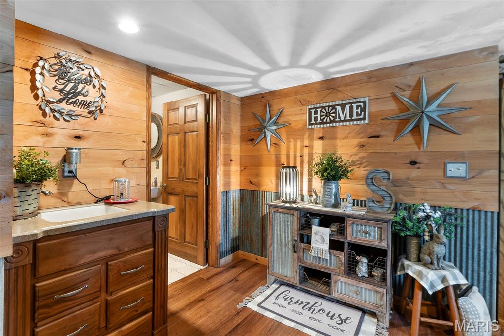 7633 Highway F Property Photo 34