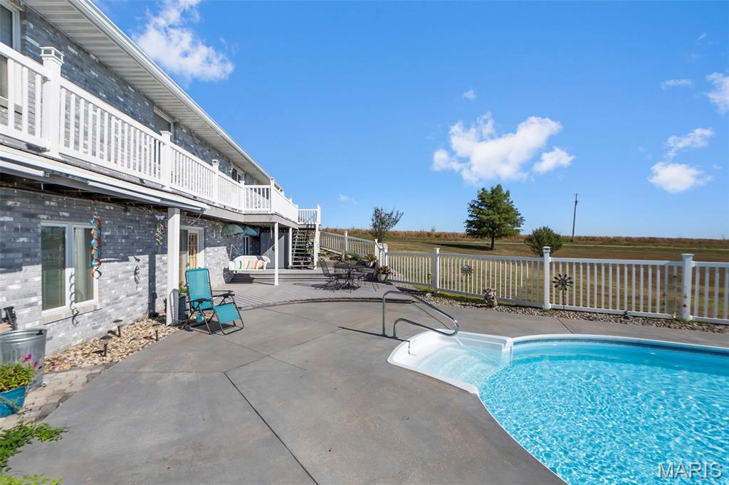 7633 Highway F Property Photo 44