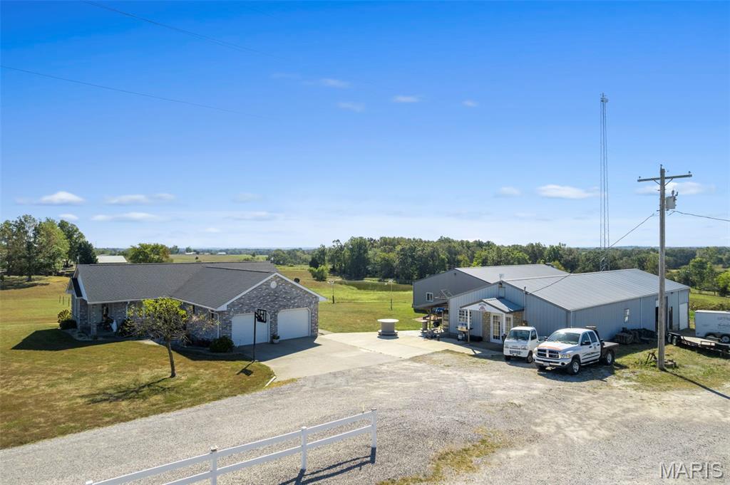 7633 Highway F Property Photo 62