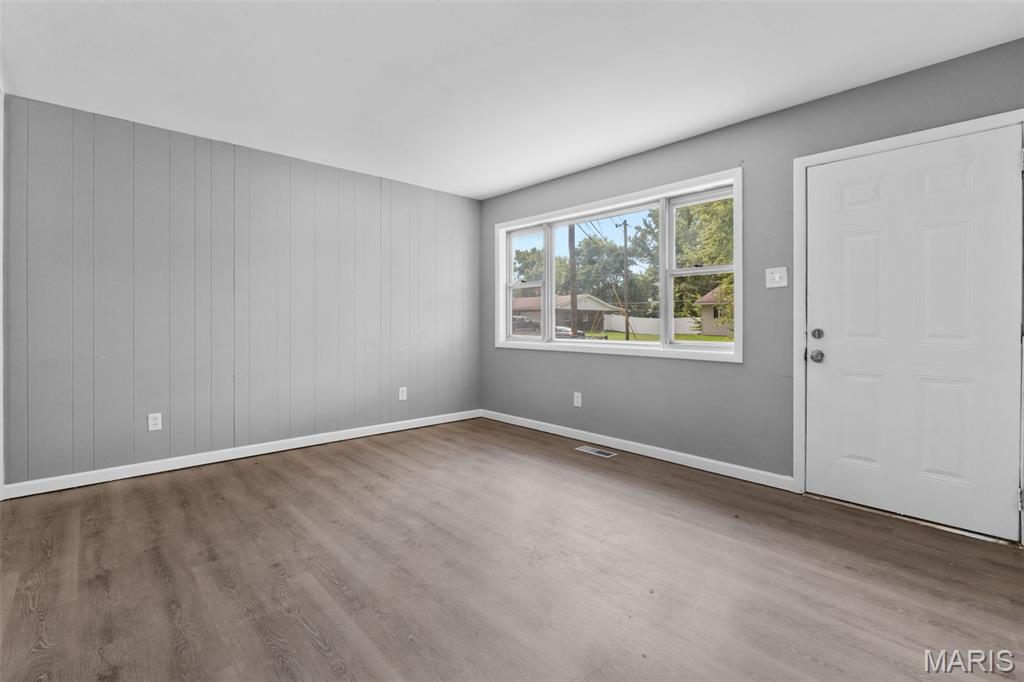 1167 Price Street Property Photo 4