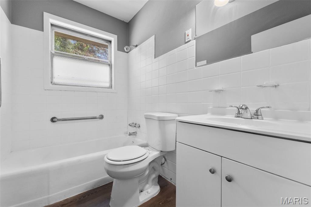 1167 Price Street Property Photo 16