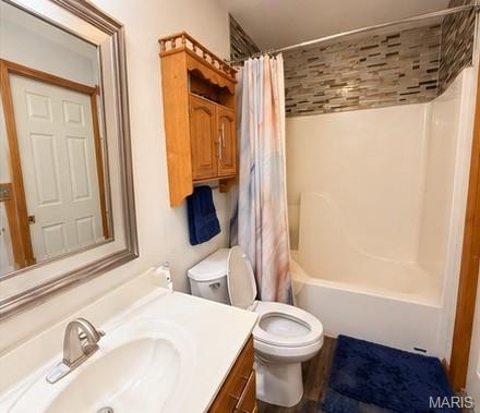 720-722 Brittany Court Property Photo 10