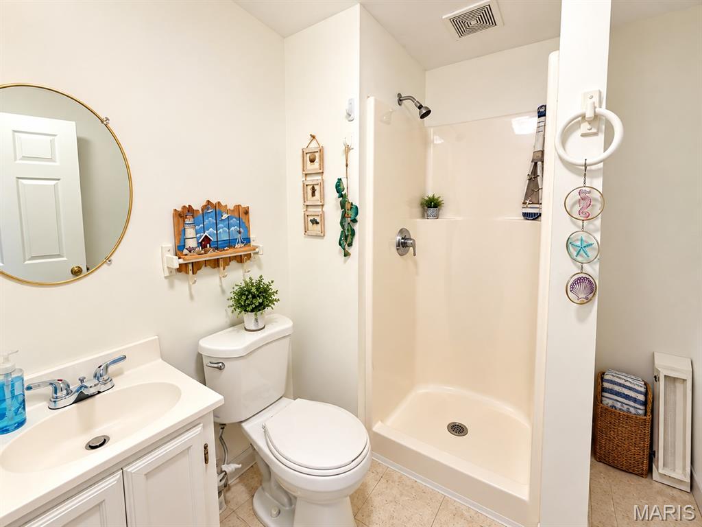 720-722 Brittany Court Property Photo 24